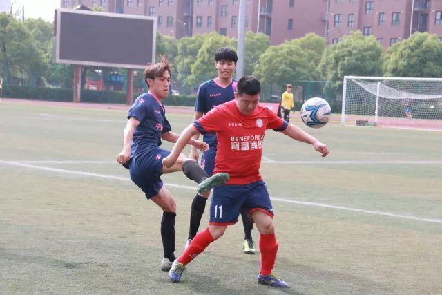 南野拓实加入日本队将担任球队导师 已随队开始训练